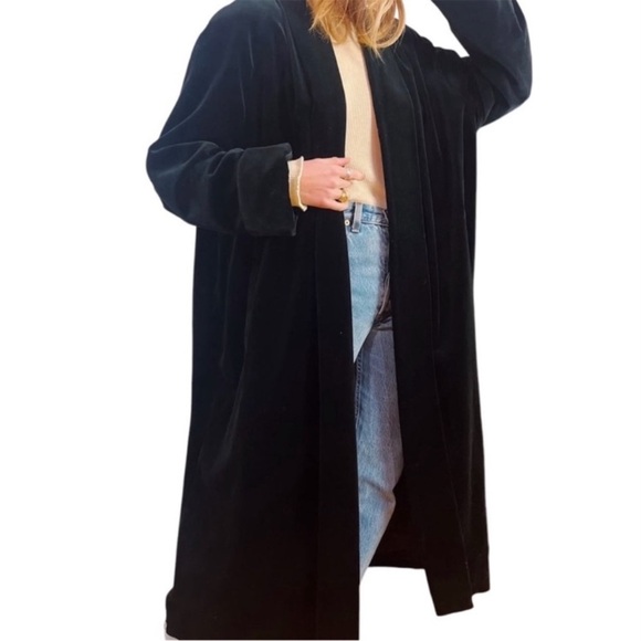 Vintage opera black velvet 1980s long swing coat size S duster oversized jacket - Picture 7 of 7